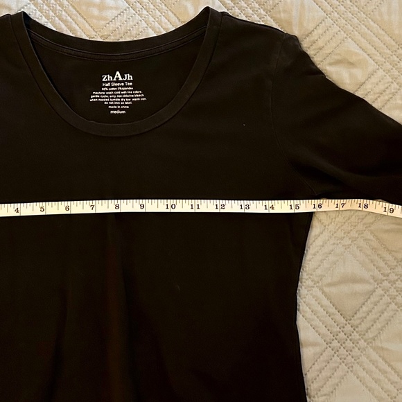 🌼3 for $20!🌼ZhAJh Half Sleeve Black Tee, Size Medium - Picture 3 of 5